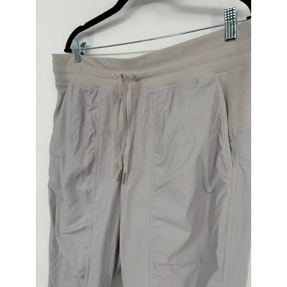 Lululemon Joggers Womens 14 Grey Beyond the Studio Ribbed Athletic Pant